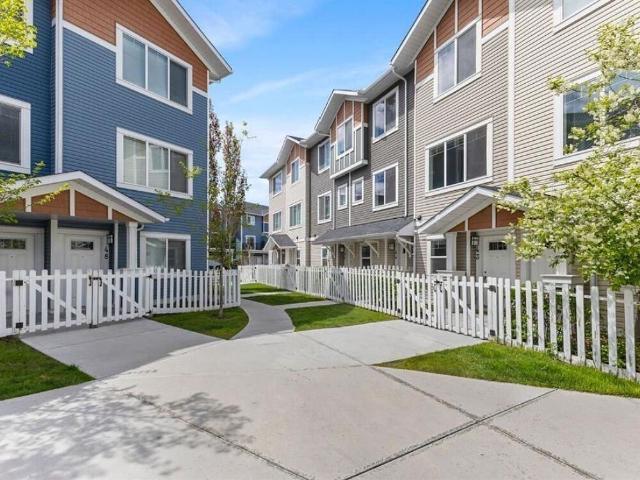 House for rent in High River, Alberta