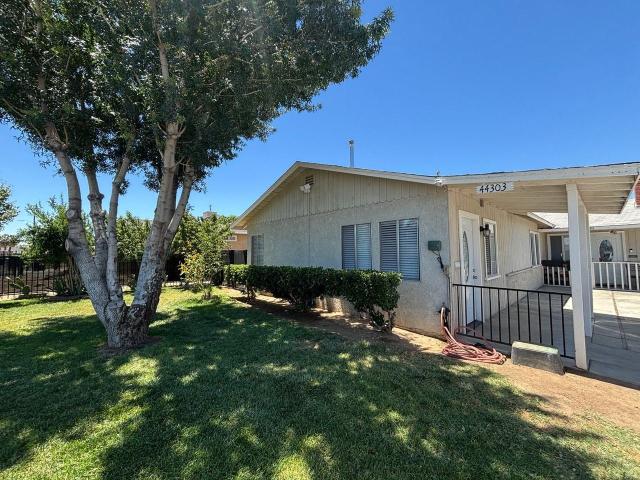 House for rent in Lancaster, California