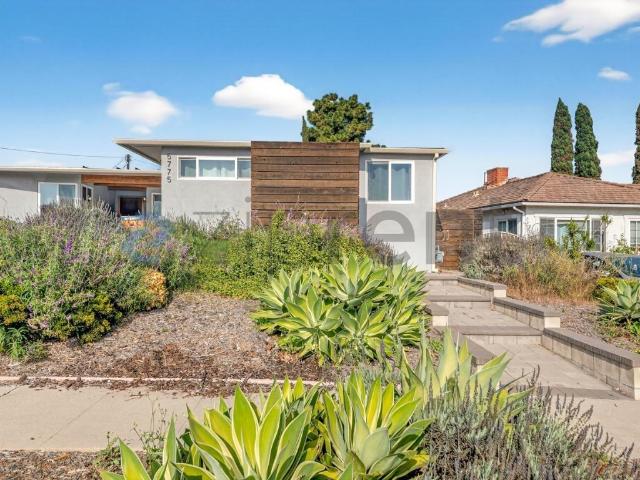 House for rent in Canoga Park, California