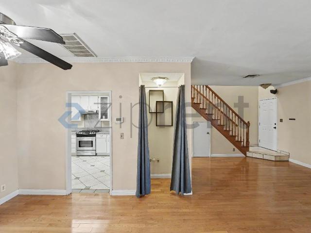 House for rent in Canoga Park, California