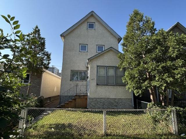 House for rent in East St. Paul, Manitoba
