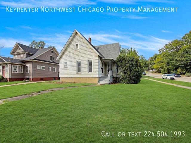 House for rent in Elgin, Kane County