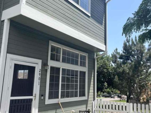House for rent in Thornton