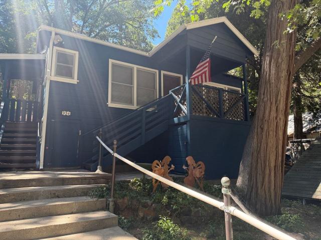 House for rent in Cedarpines Park, California