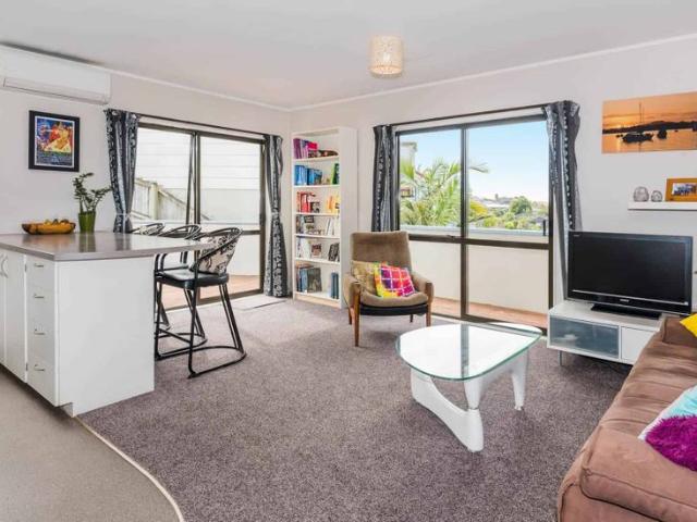 House for rent in Whangaparaoa, Oroua County