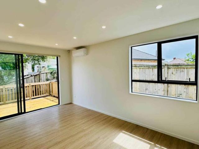 House for rent in Mount Roskill, Oroua County