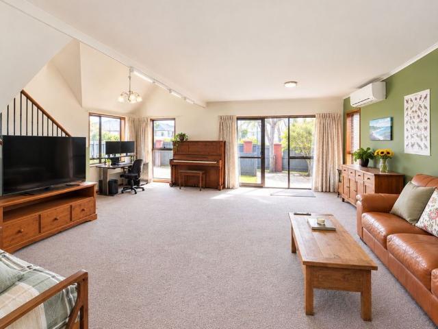 Townhouse for rent in Saint Albans, Papanui-Innes Community