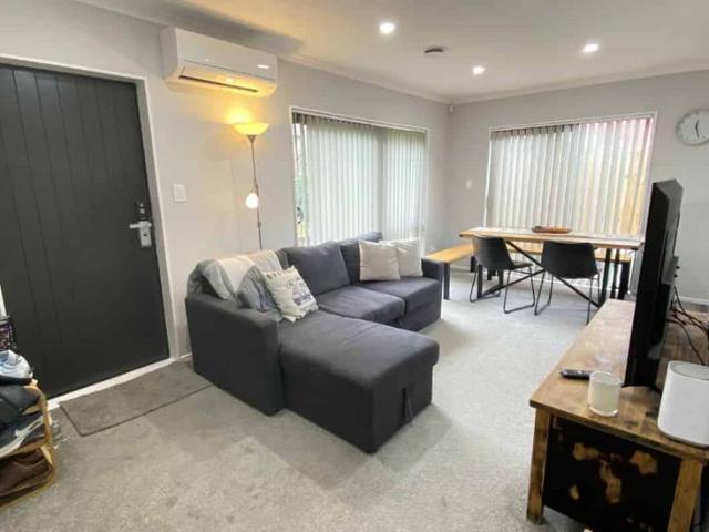 House for rent in Manurewa, Oroua County