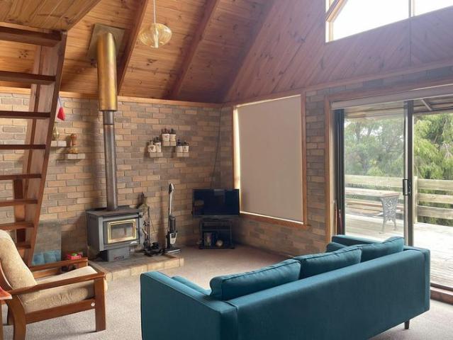 House for rent in White Beach, Tasmania