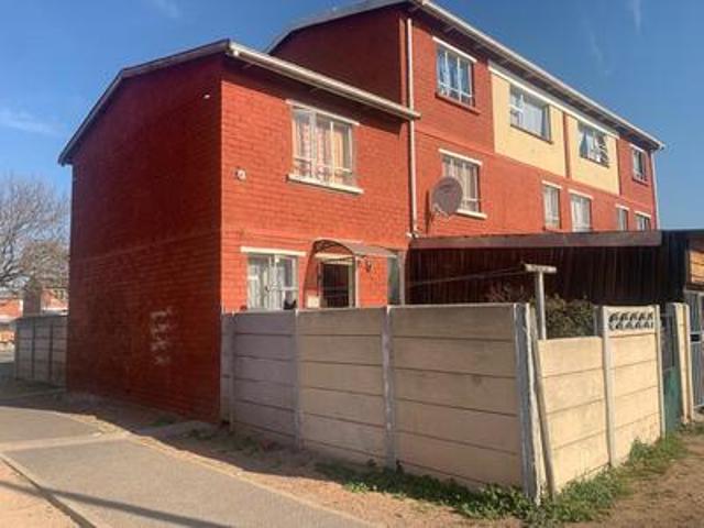 House for sale in Mitchells Plain, Western Cape