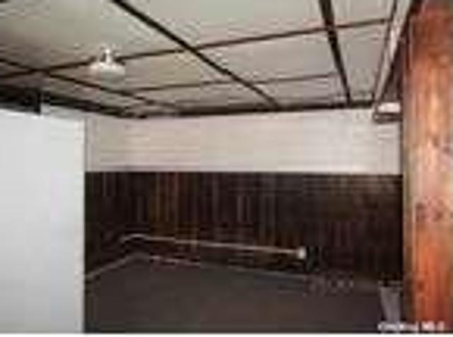 House for rent in Amityville