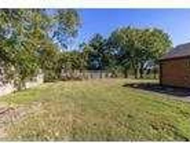 House for rent in College Grove House for rent in College Grove