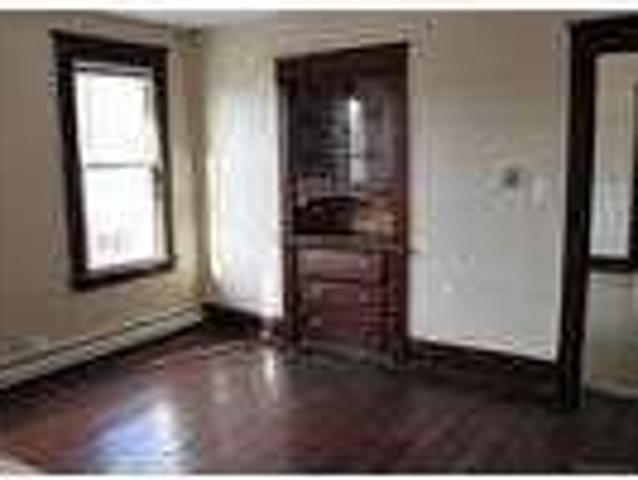 House for rent in East Hartford