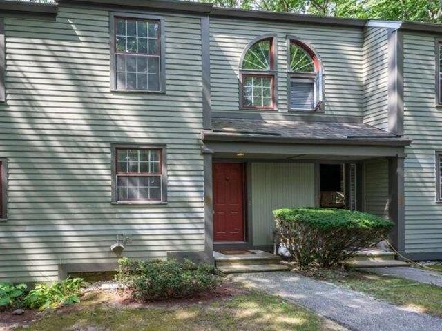 House for sale in Hooksett, Merrimack County