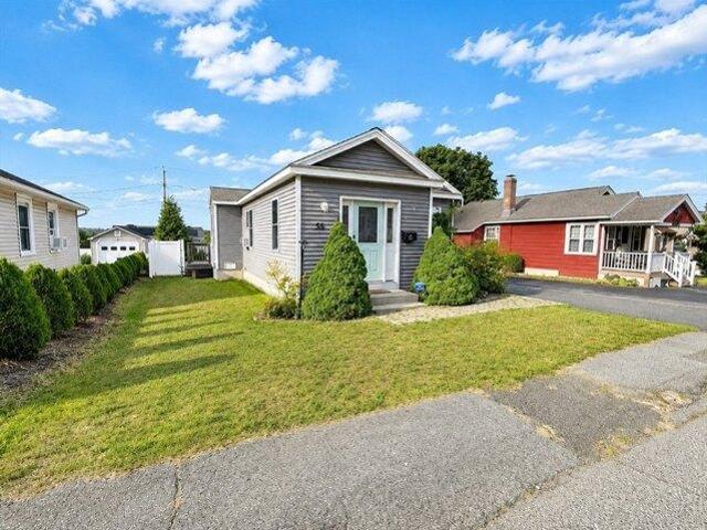 House for sale in Hopedale, Massachusetts