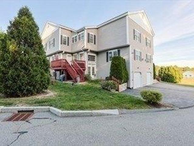 Condo for sale in Hopkinton, Massachusetts