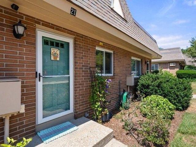 Condo for sale in Hopkinton, Massachusetts