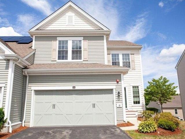 Condo for sale in Hopkinton, Massachusetts