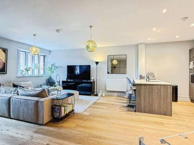 House for sale in Feckenham, City Of Bristol
