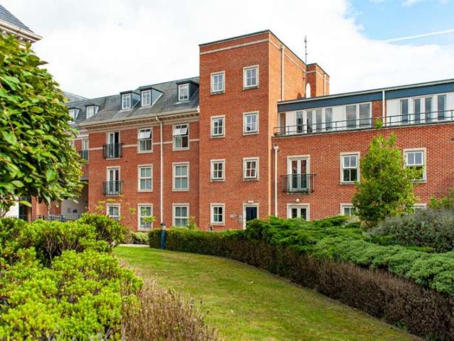 House for sale in High Field, York