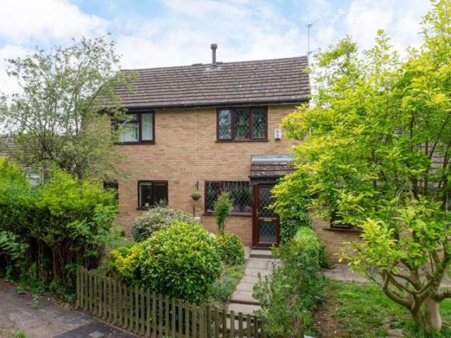House for sale in Elmfield, Leicestershire