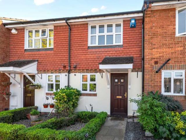 House for sale in Blackhills, Surrey