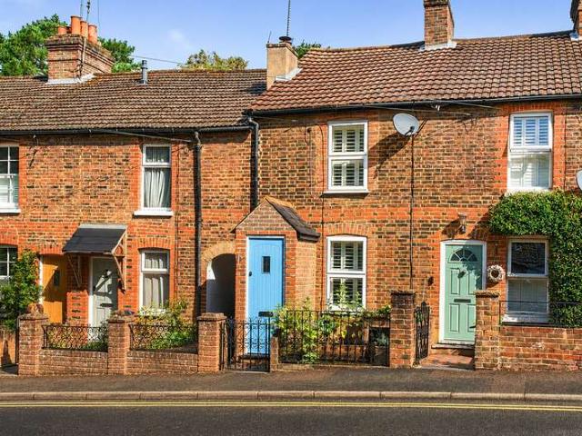 House for sale in Busbridge, Fole