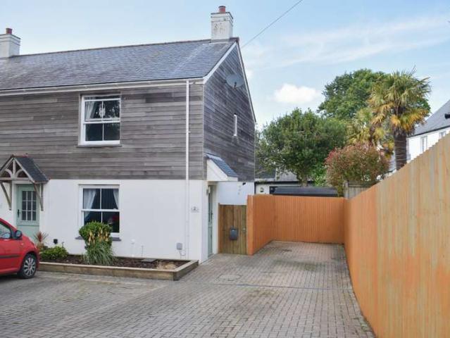 House for sale in Mount Ambrose, Cornwall