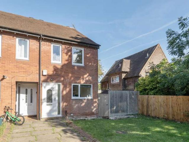 House for sale in Northwood, Greater London