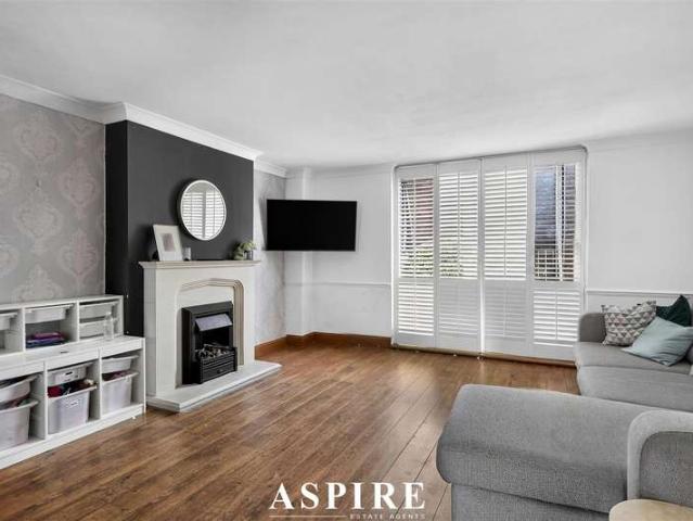 House for rent in Harold Hill, Greater London