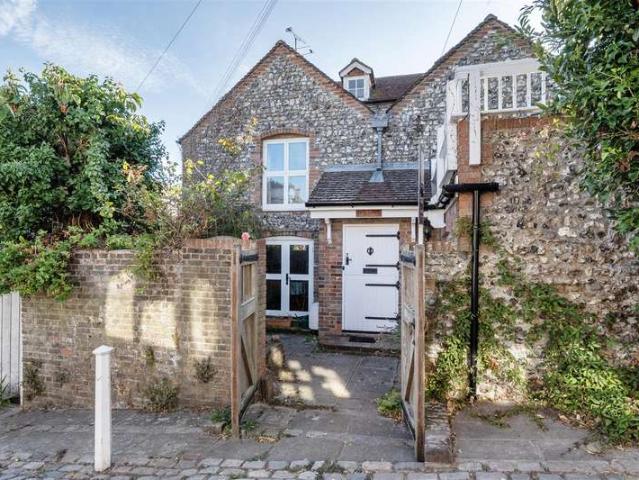 House for sale in Arundel, Clapham