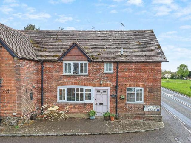 House for sale in Pachesham Park, Surrey