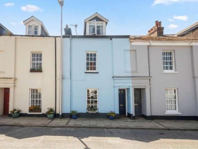 House for sale in Strode, Devon