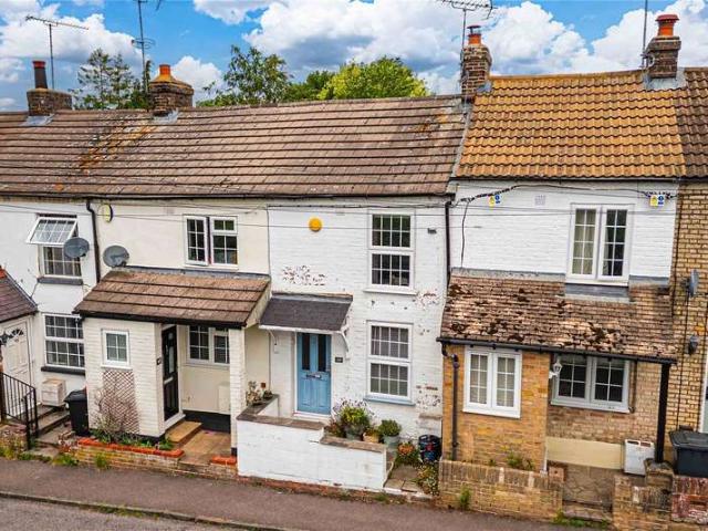 House for sale in Eaton Bray, Bedfordshire