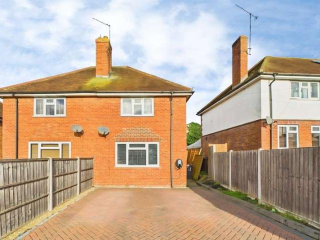 House for sale in Whitley Wood, Reading
