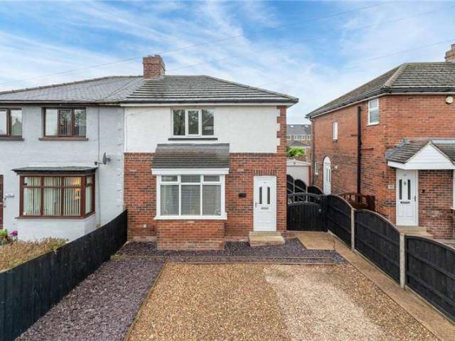 House for sale in East Ardsley, West Yorkshire