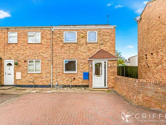 House for sale in Tilbury, Essex