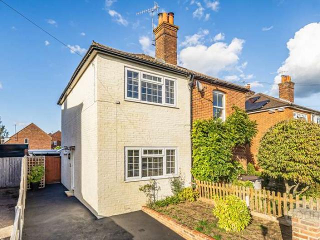 House for sale in Lords Hill Common, Waverley
