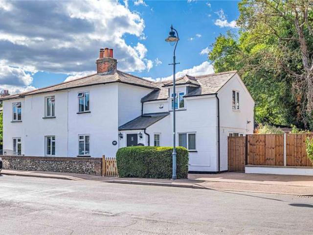 House for sale in Shenley, Hertfordshire