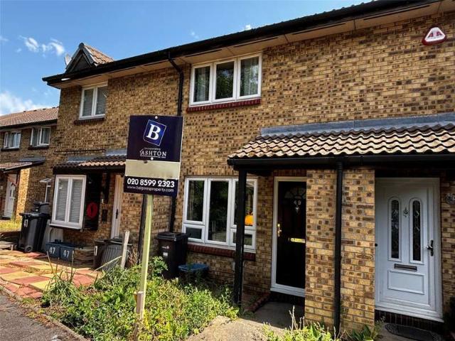 House for sale in Chadwell Heath, Greater London