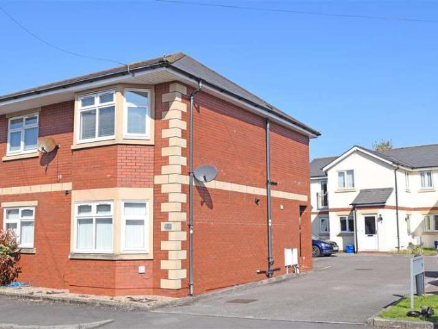 Apartment for sale in Falcon Lodge, Wales