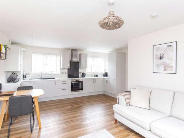 House for sale in Feckenham, City Of Bristol
