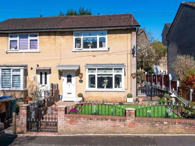 House for sale in Rainsough, Bury