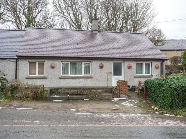 House for sale in Llanfaelog, Wales
