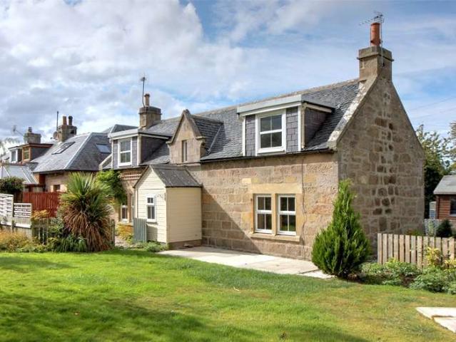 House for sale in Alves, Scotland