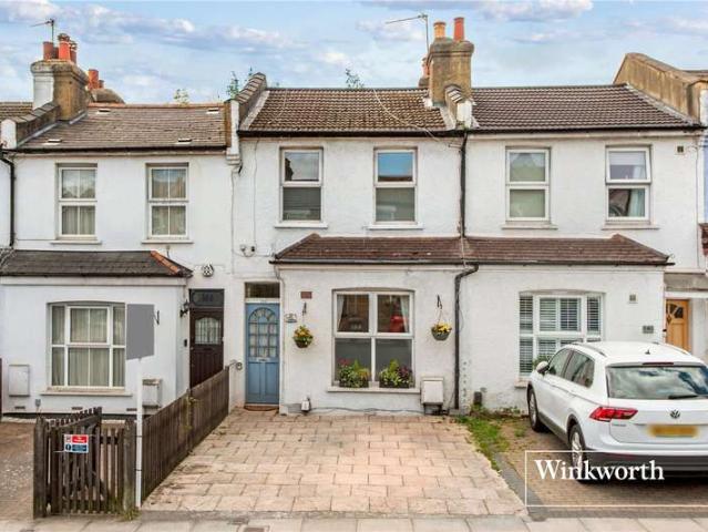 House for sale in Finchley, Greater London