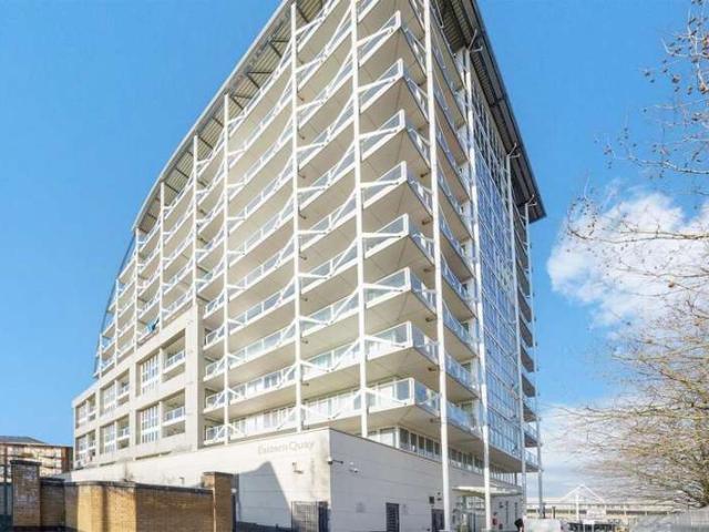 House for sale in Silvertown, Greater London