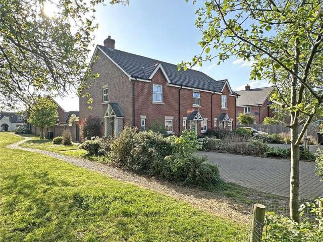 House for sale in Heatherstone Grange, New Forest