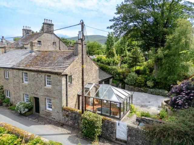 House for sale in Giggleswick, North Yorkshire