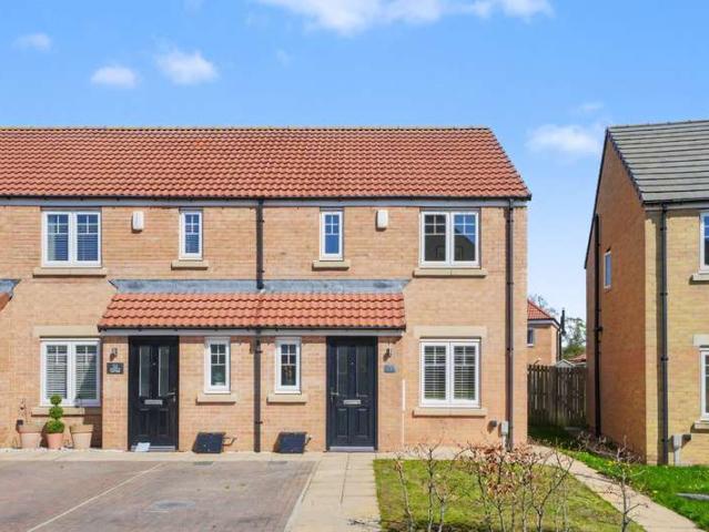 House for sale in Beckwithshaw, North Yorkshire